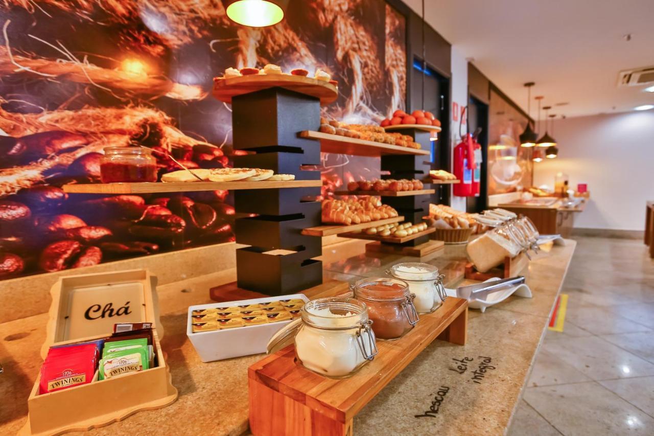 Ibis Copacabana Posto 2 Hotel 3*